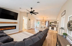 16420 Twilight Drive, St Robert, MO 65584