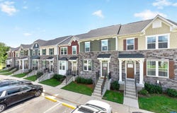 1940 LOIS LN, CHARLOTTESVILLE, VA 22911