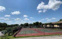 201 Berkley Rd, Hollywood, FL 33024