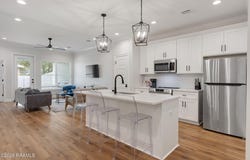 300 Avenue B, Broussard, LA 70518
