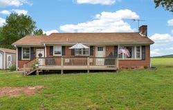 7827 N LEE HWY, RAPHINE, VA 24472