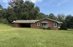 85 Beaty Drive, Louisville, AL 36048