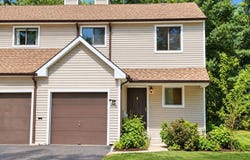 2 Tulip Court, Edison, NJ 08820