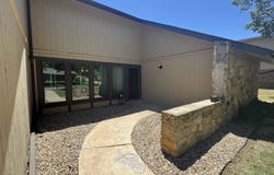 2901 Old Mallard Rd, Enid, OK 73703