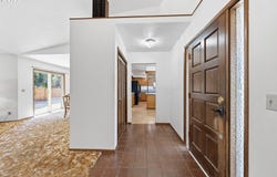 3585 WALTON Ln, Eugene, OR 97408