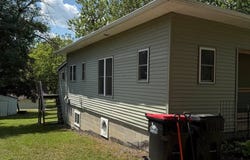 305 S Taylor St, Mount Ayr, IA 50854