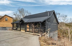 2104 Eagle Feather Drive, Sevierville, TN 37876
