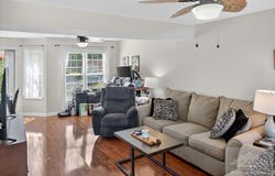 377 Brandon Drive, BLUEFIELD, VA 24605