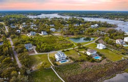 15 Shipyard Lane lot: 15R, Hampstead, NC 28443