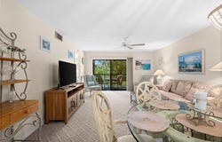 7380 Saint Ives Way, NAPLES, FL 34104