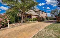 626 Waters Edge Way, Murphy, TX 75094