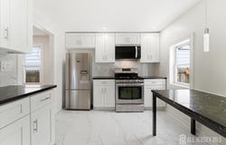 16 Steiner Place, North Plainfield, NJ 07060