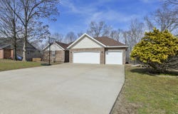 325 Southview Drive, Branson, MO 65616