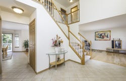 4052 Woodcrest Court, Gurnee, IL 60031