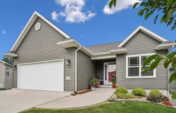 1314 Hummingbird Circle, Waterloo, IA 50702