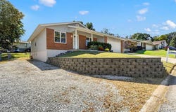 2152 Treasure Island Drive, Imperial, MO 63052