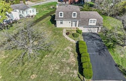 133 Tory Rd., Coraopolis, PA 15108