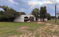 497 Cool Water Dr, Bastrop, TX 78602