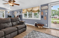 308 E Oak Street, Downs, IL 61736