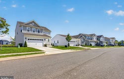4172 FOXHAVEN Drive, BEALETON, VA 22712
