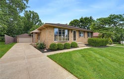 7386 Meadow Lane, Parma, OH 44134
