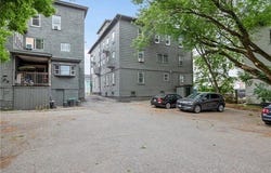 420 Rathbun St, Woonsocket, RI 02895