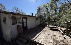 7435 Lakeview RD, Meriden, KS 66512
