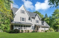 35 Castle Way, Bernards Twp., NJ 07920-1302
