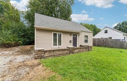 2143 Hillside Street, Cuyahoga Falls, OH 44221