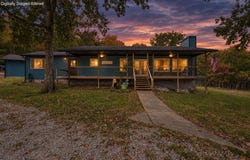 23100 E Mockingbird Drive, Golden, MO 65658