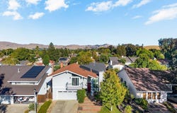 4495 Oakbrook Ct, Concord, CA 94521