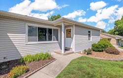 18 Crestview Dr, Boonville, MO 65233