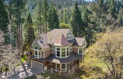9530 S F Little Butte Road, Eagle Point, OR 97524