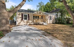2036 N Pickwick Avenue, Springfield, MO 65803