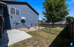 5900 S Hallow Ave, Sioux Falls, SD 57106
