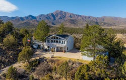 1298 S 1500 St E, New Harmony, UT 84757