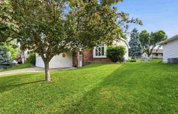 800 Pepper Dr, IowaCity, IA 52240