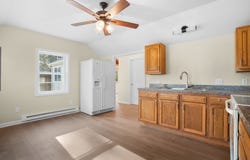 6498 CHURCH ST, CHINCOTEAGUE, VA 23336