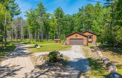 30 Hawthorne Lane, Jay, NY 12941