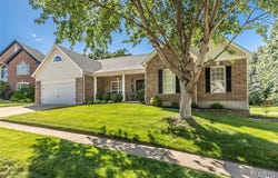 573 Castle Ridge Drive, Ballwin, MO 63021