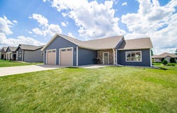 1515 30th Ave, Rock Valley, IA 51247