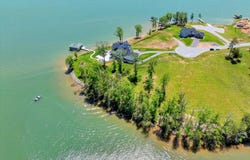389 Hyannis, Union Hall, VA 24176