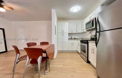 7928 Harding Ave, Miami Beach, FL 33141