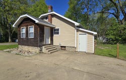 215 E Jane Street, Bellevue, MI 49021