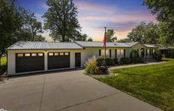 2146 C Avenue Unit A, Garwin, IA 50632