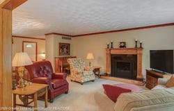 559 Creyts Road, Dimondale, MI 48821