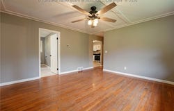 42 Astro Drive, Clendenin, WV 25045