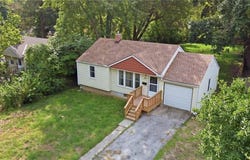 9209 E 67th Terrace, Raytown, MO 64133