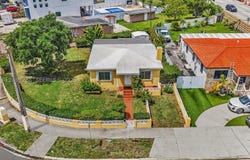 10 SW 72nd Ave, Miami, FL 33144