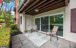 111 DRUMMERS LN #111, WAYNE, PA 19087
